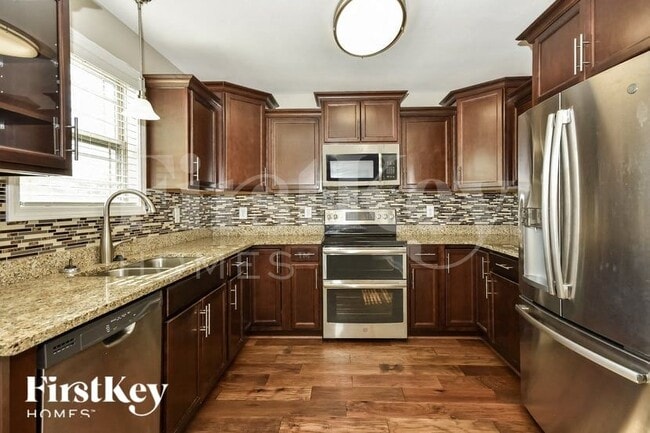 Photo - 1337 Harmon Ln