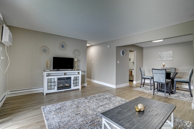 2BR, 1BA - 850SF - Living Room