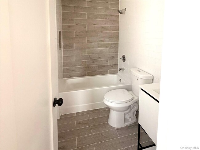 Photo - 342-234 E 234th St Unit 2
