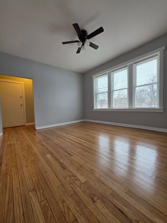 Building Photo - 4315 W 15th St Unit 4315 W 15th st