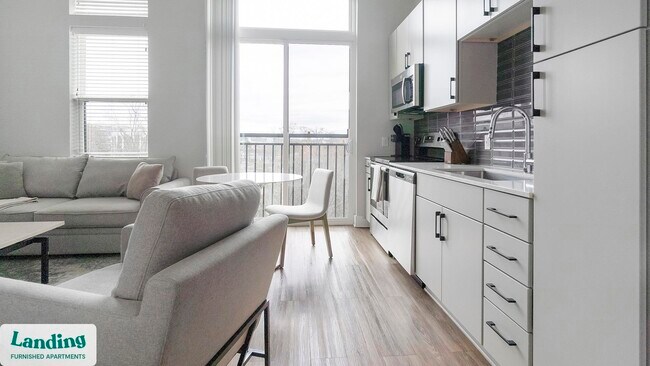 Photo - 545 Foster St Unidad 611.1403761