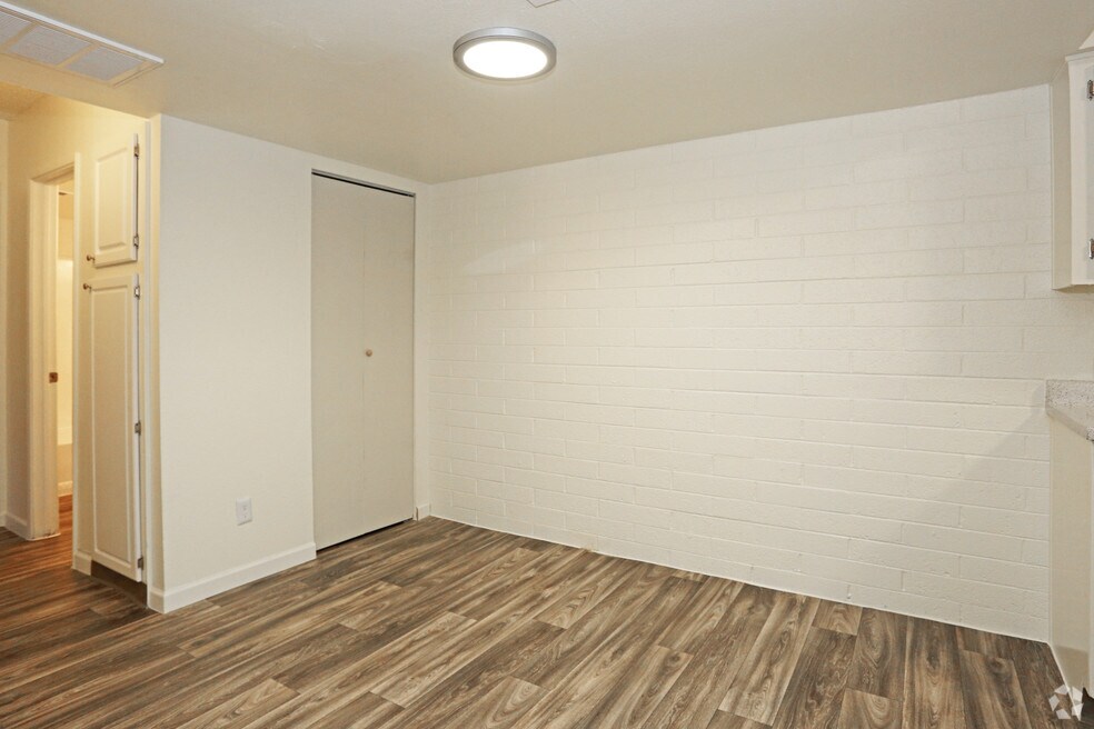 2BR, Remodel Dinning Area