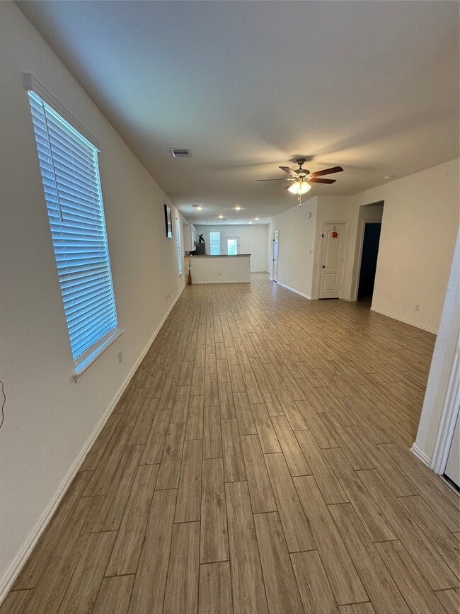 Photo - 31303 Whitfield Ct