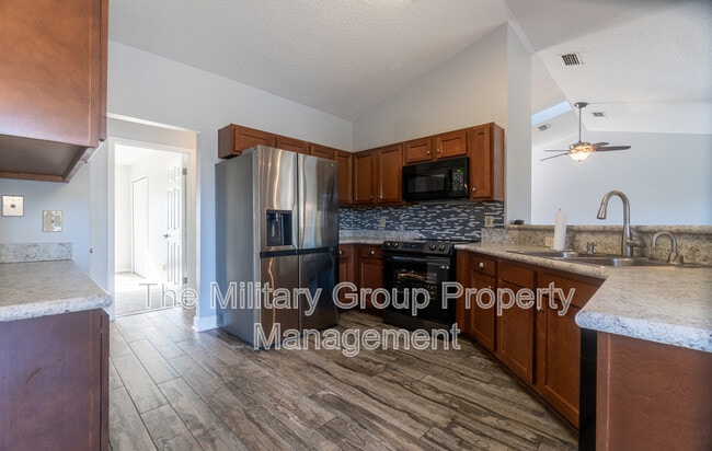 Photo - 341 Dijon Dr S