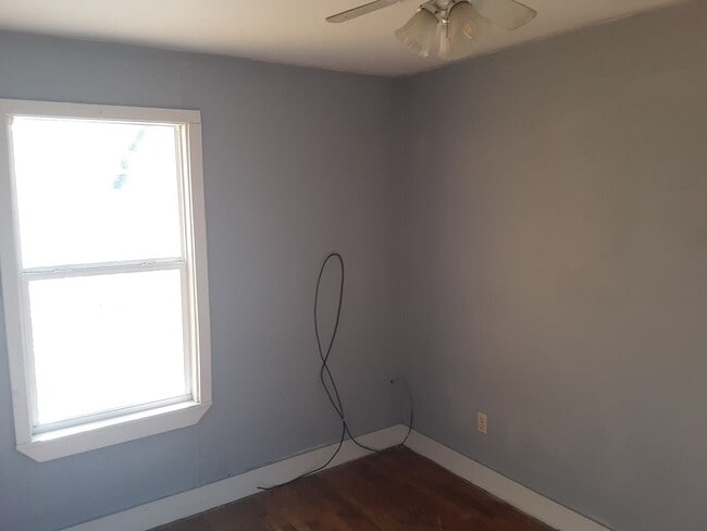 Photo - 1301 W Vine Ave