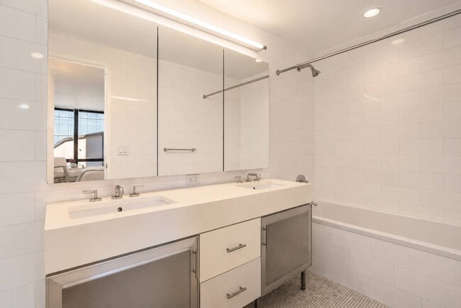 Photo - 1113 York Ave Unidad SI ID1330813P