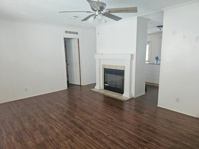 5917 14th St W