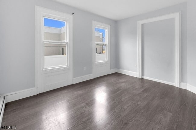 Building Photo - 635 Madison Ave Unit 1