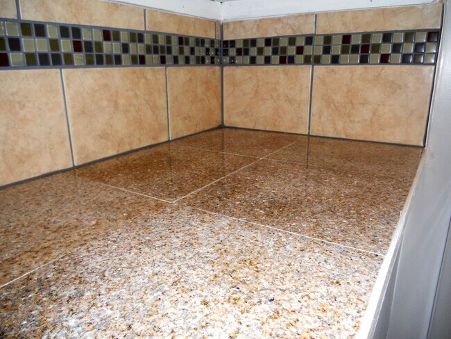 Kitchen countertops - 112 Turkey Hill Rd Unit 112 Turkey Hill Rd