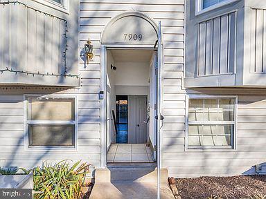 Photo - 7909 HUGH MULLEN Dr