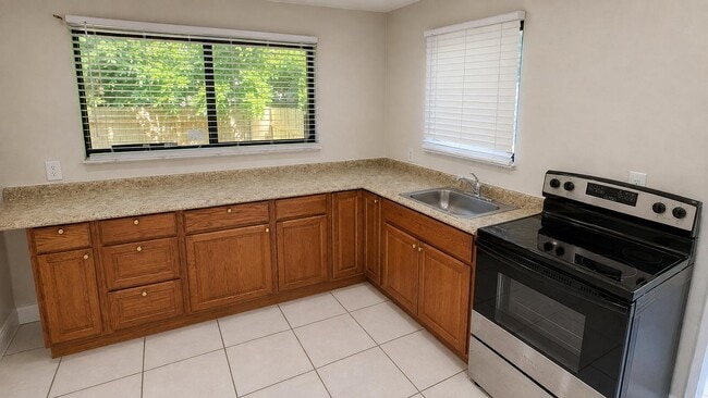 Photo - 6220 SW 27th St Unit 3