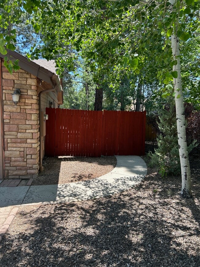 Photo - 2407 S Rocking Horse Ln