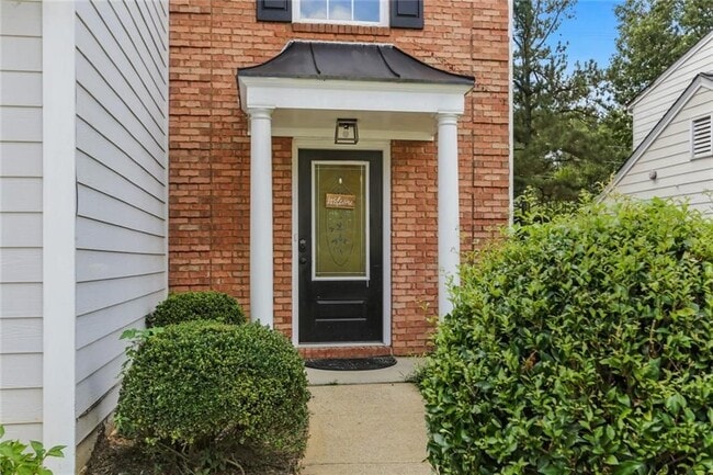 Photo - 1328 Glenover Way