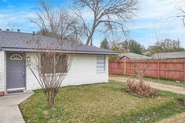 Photo - 309 S Magnolia St