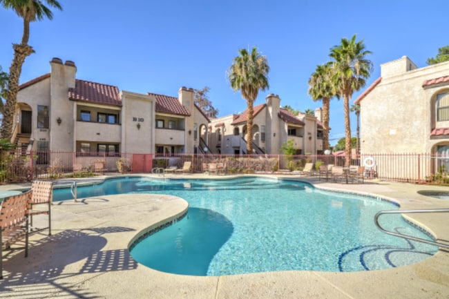 Photo - 1751 E Reno Ave Unidad 109