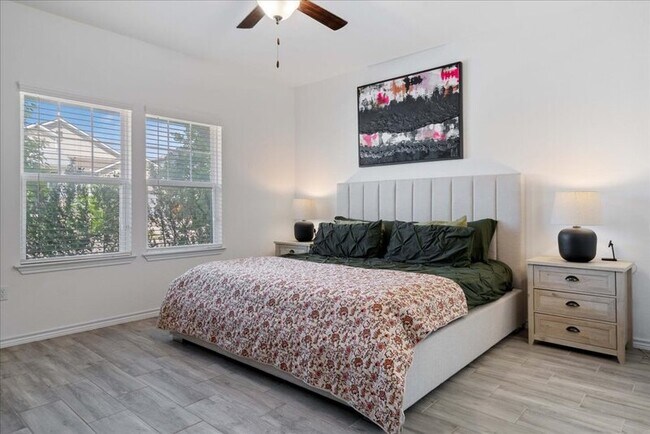 Photo - 9015 Looksee Ln