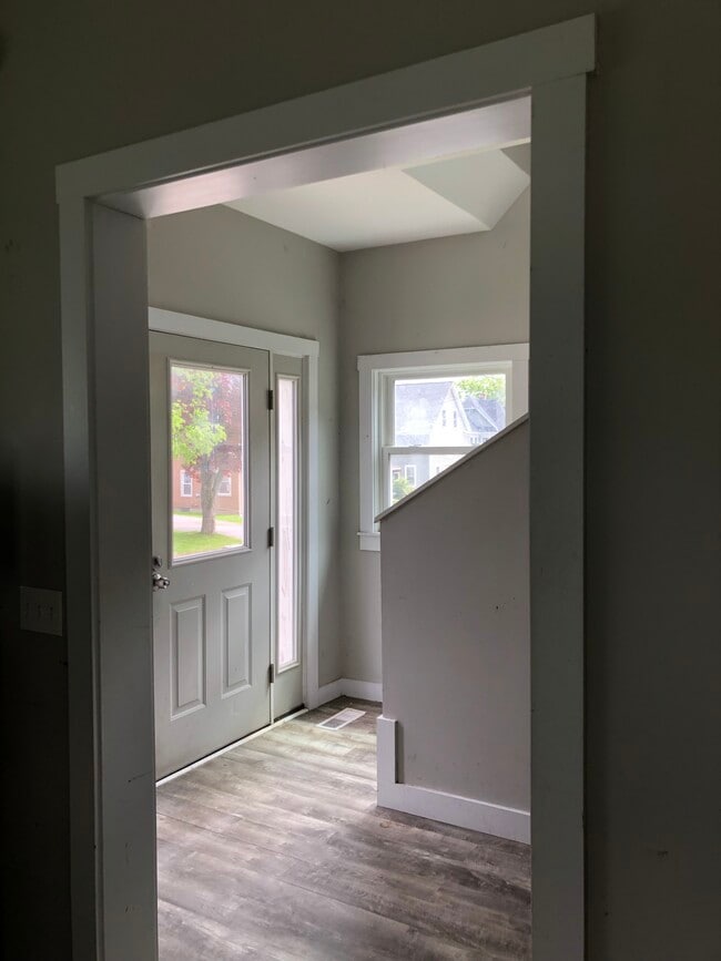 Photo - 141 Peltoma Ave Unit 1