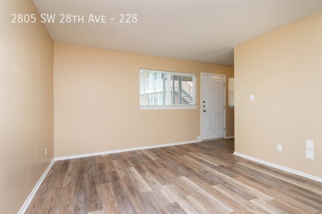 Photo - 2805 SW 28th Ave Unit 228
