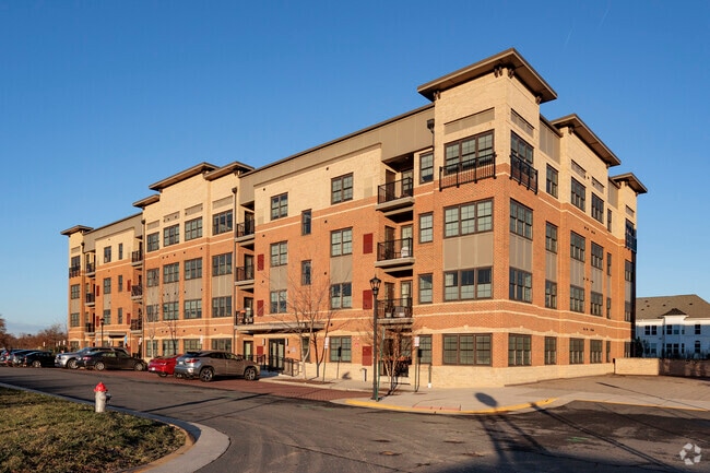 Front - Flats At Metrowest Condominiums