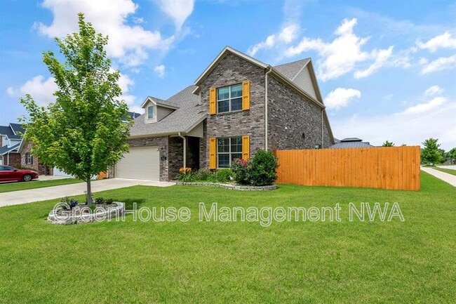 Photo - 3702 SW Mistletoe Ave