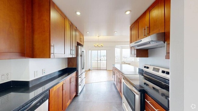 Building Photo - 2236 Hyde St Unit 3 Rental