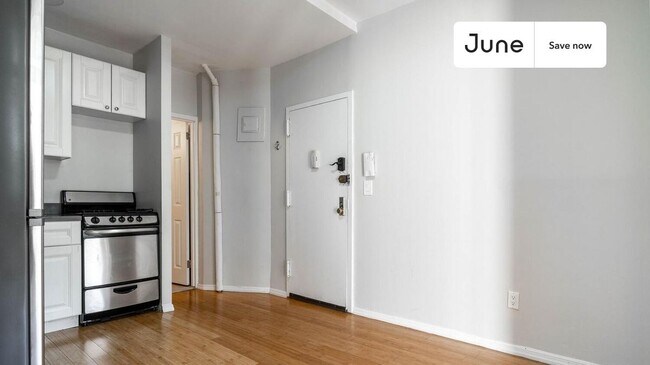 439 W 48th St Unit 1fw
