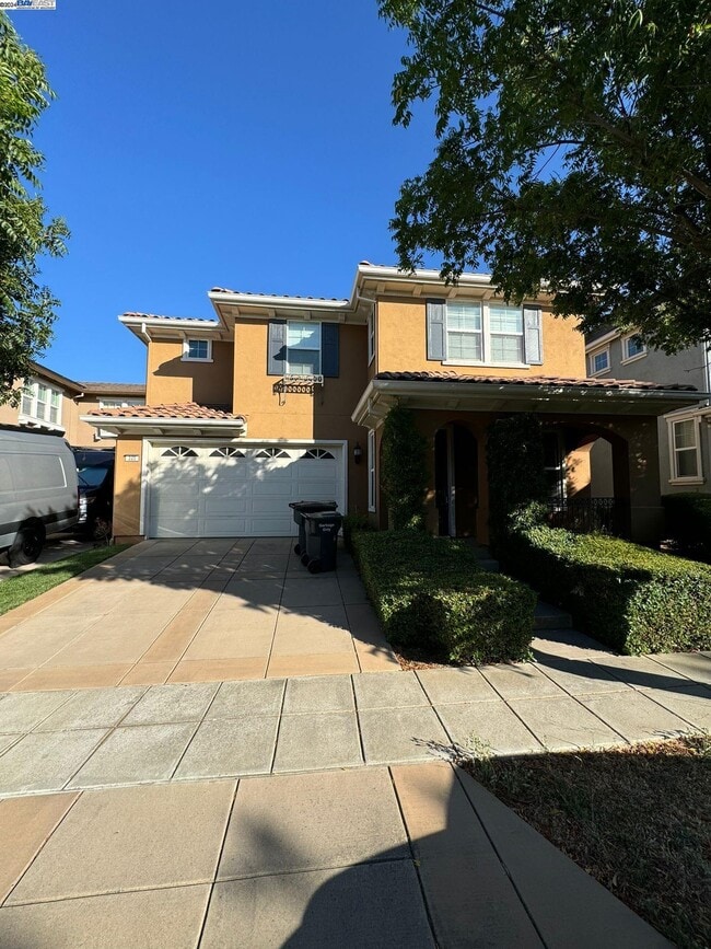 Photo - 220 N Lafayette St