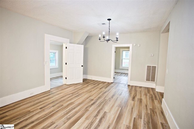 Photo - 110 Virginia Ave