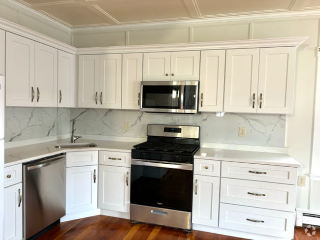Building Photo - 106 Washington St Unit A Rental