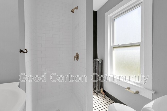 Photo - 618 Elmwood Ave Unidad 8 Rental