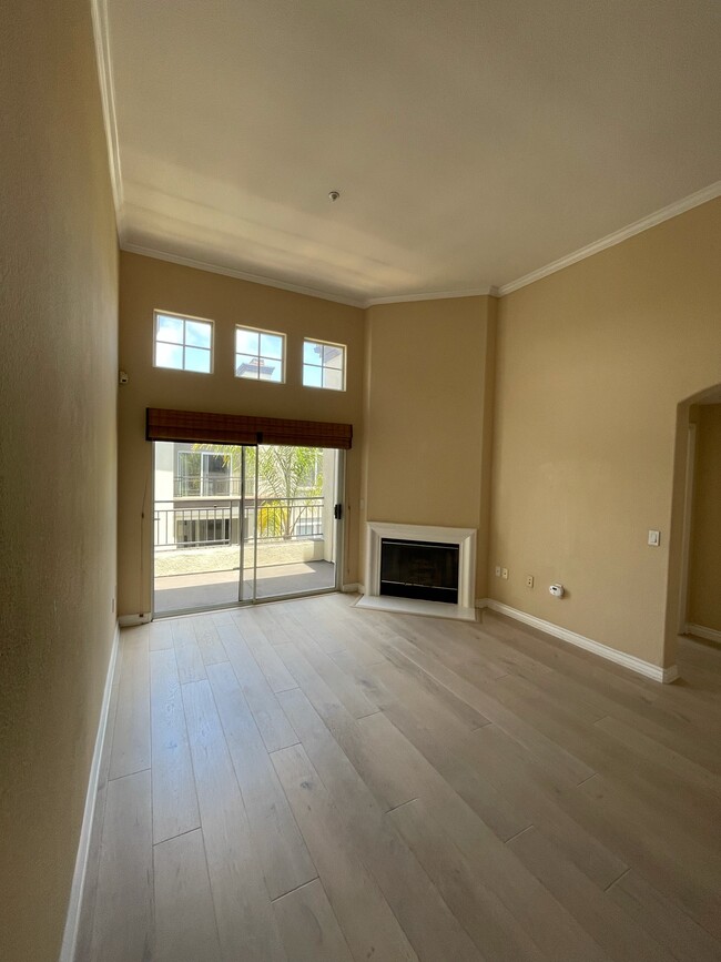 Photo - 4165 Executive Dr Condo Unit F401
