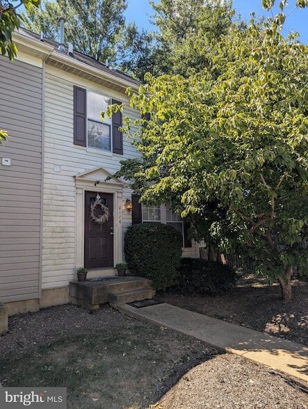 Building Photo - 2176 S Glebe Rd Rental
