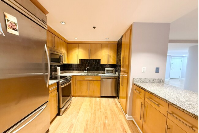 Photo - 165 Tremont St