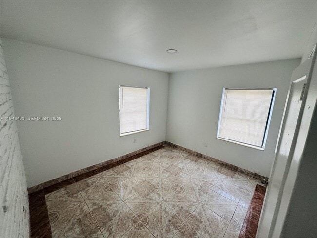 Photo - 1210 Fisherman St