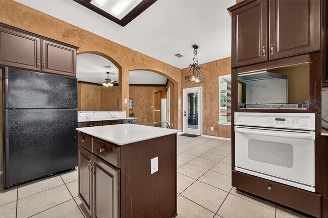 Photo - 6323 Echo Lakes Ln