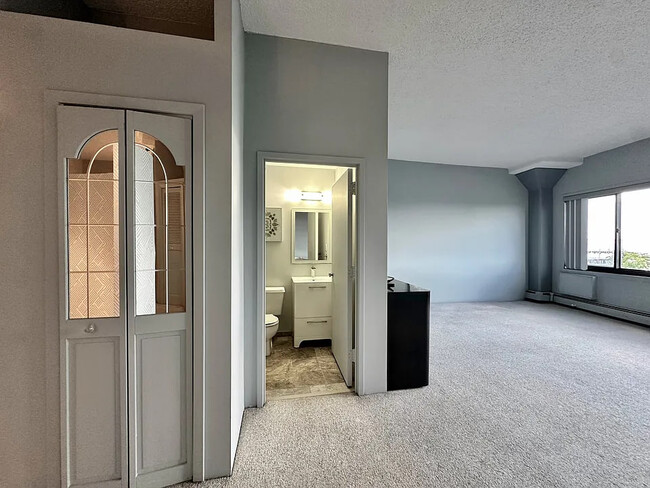 Photo - 10 Bay Street Landing