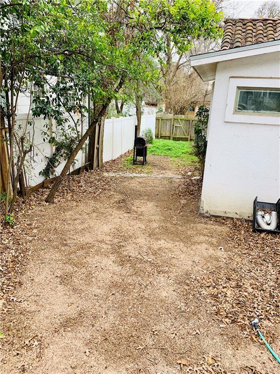 Photo - 3111 Harris Park Ave Unit A