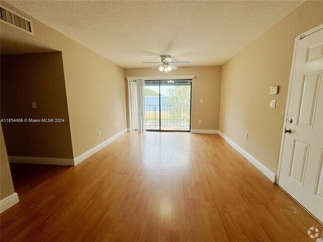 Building Photo - 7407 SW 152nd Ave Unit 4-201 Rental