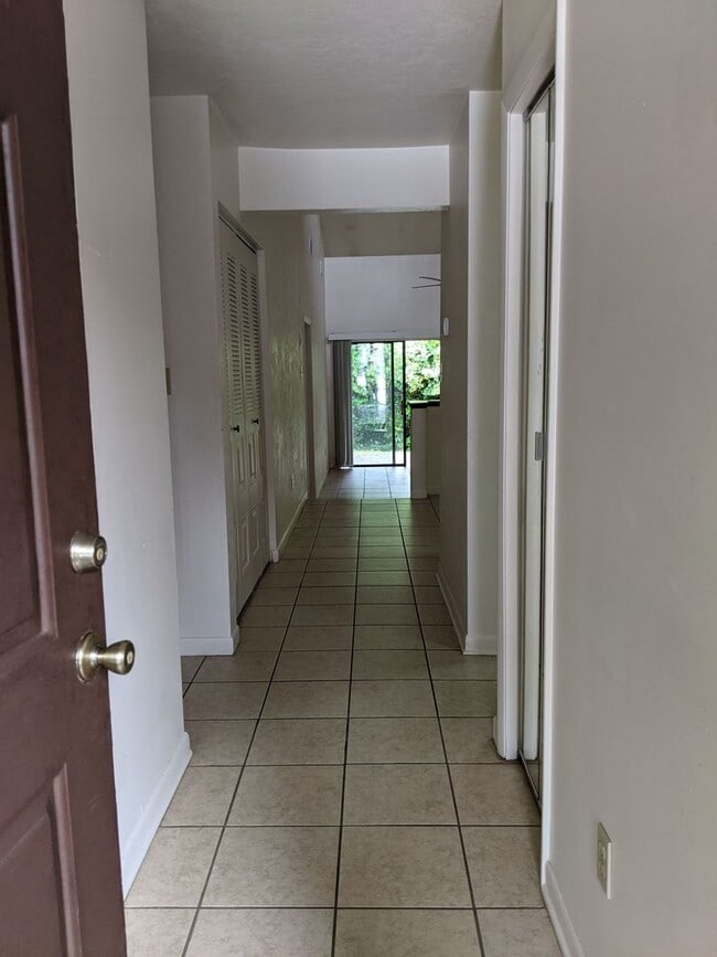 Photo - 2/2 in Pebble Creek