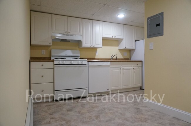 Photo - 74 Gardner St Unit FA