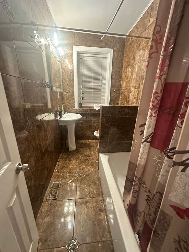 Photo - 5446 Walnut St Unit 1FL