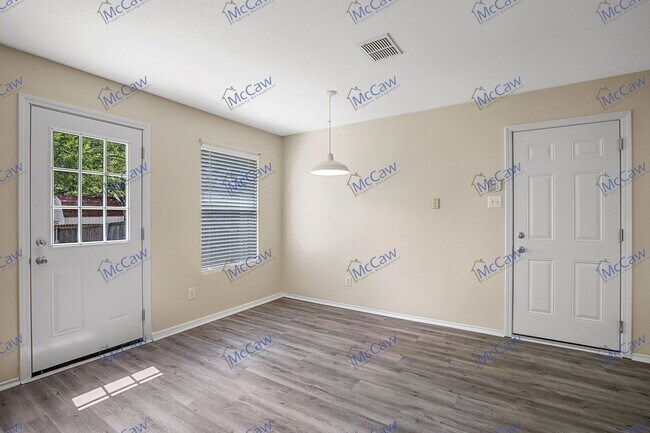 Photo - 2543 Barksdale Dr