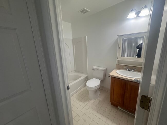 Photo - 1152 Faulkner