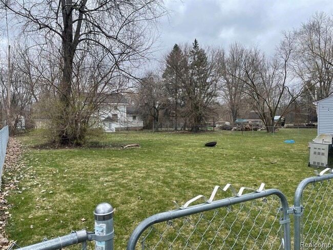 Photo - 2434 N Long Lake Rd