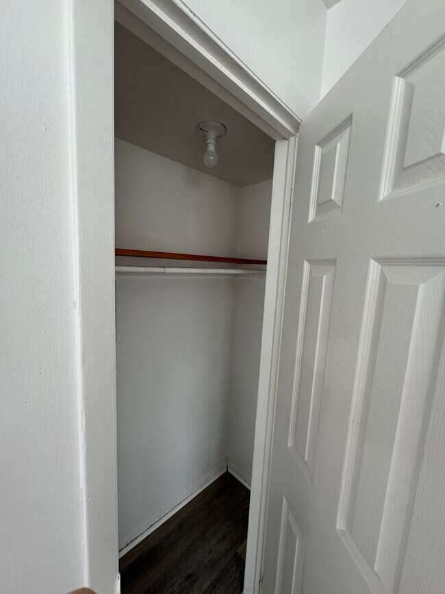 Building Photo - LMB-Stow Apts, LLC  for First Prop II Unit 4