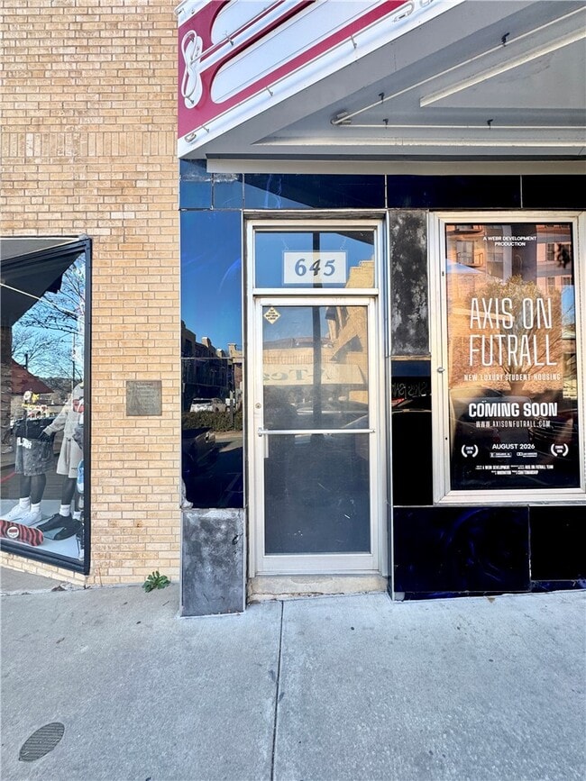 Building Photo - 645 W Dickson St Unit 9