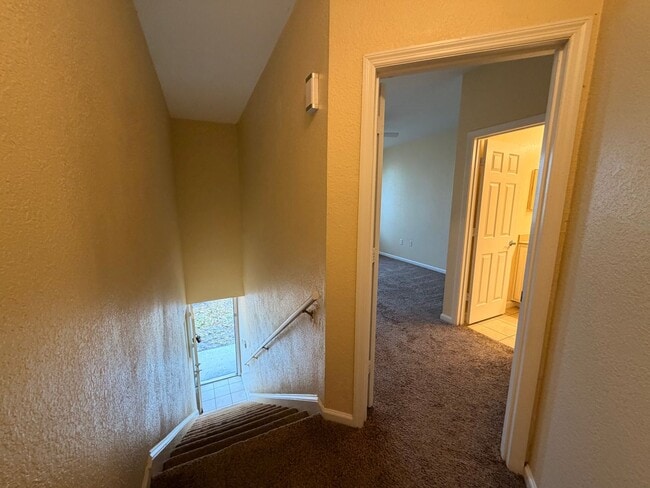 Photo - 2/2 Mirabella- Gate Pkwy Condo with Private Ground-Floor Entry & Balcony! MOVE IN SPECIAL!