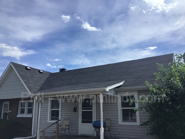 Photo - 129 N 2nd Ave