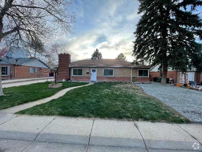 Building Photo - 1201 Scranton St Rental