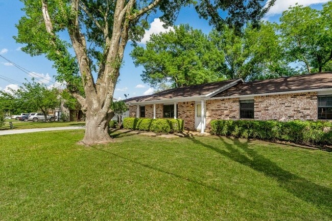 Photo - 1376 Poppy Ln
